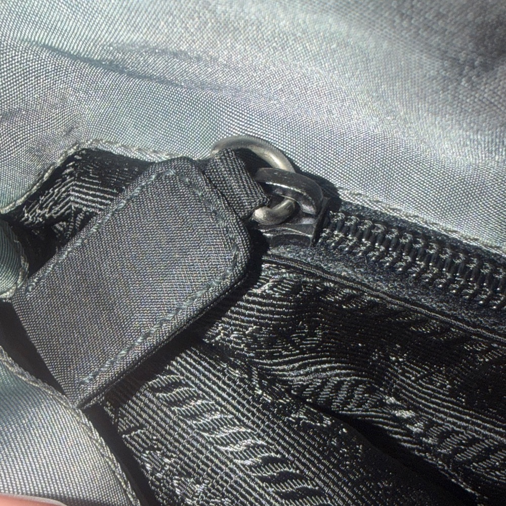 💯💯Authentic Prada Tessuto Nylon Shoulder Bag with Silver Handle - Picture 9 of 13